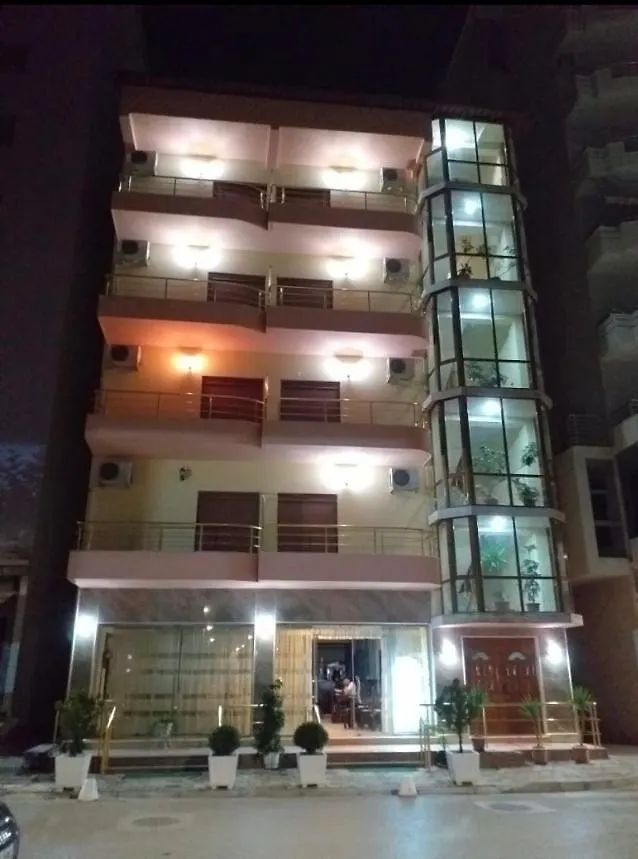 Hotel Edland Vlorë アルバニア